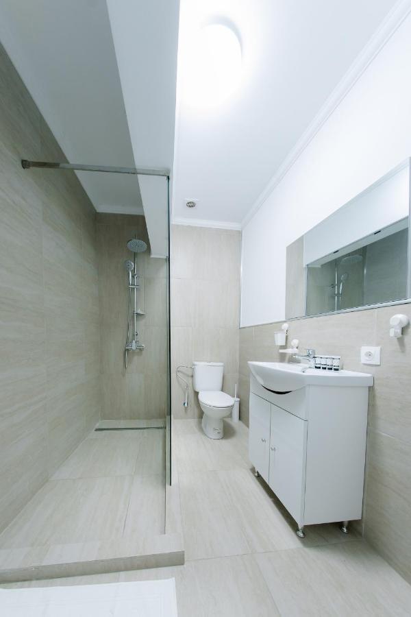 Mavie Apartment Boutique Bucarest Esterno foto