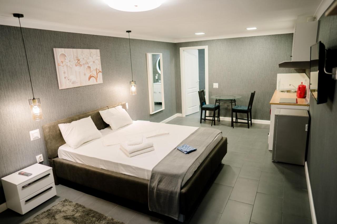 Mavie Apartment Boutique Bucarest Esterno foto
