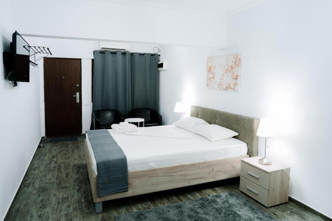 Mavie Apartment Boutique Bucarest Esterno foto