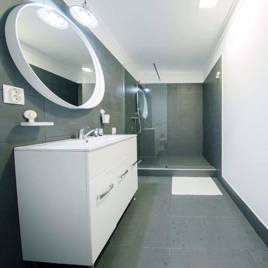 Mavie Apartment Boutique Bucarest Esterno foto