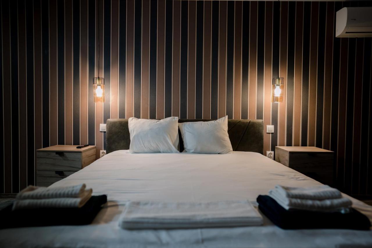 Mavie Apartment Boutique Bucarest Esterno foto