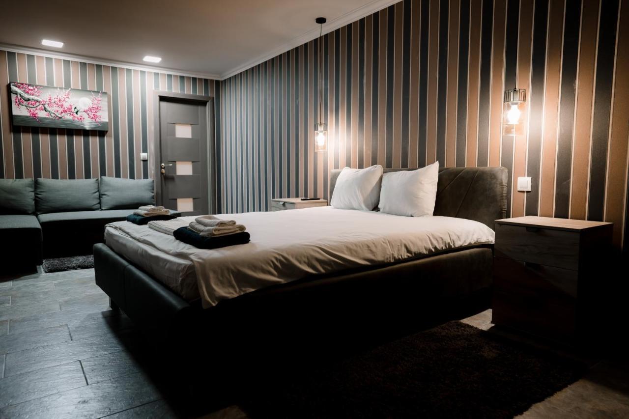 Mavie Apartment Boutique Bucarest Esterno foto